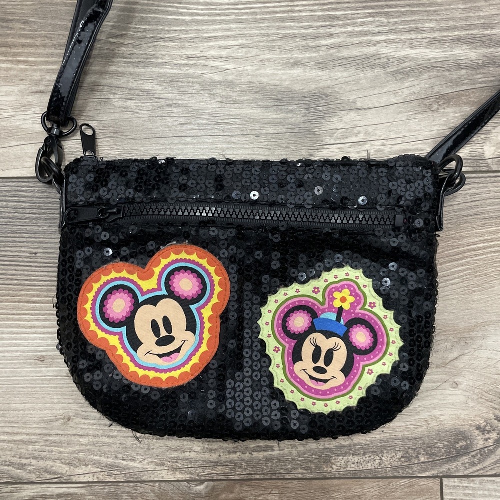 DISNEY PARKS MICKEY MOUSE MINNIE MOUSE PURSE SEQUIN PATCH CROSS‎ BODY